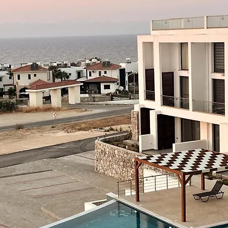 Penthouse Blueberry Kyrenia (Northern Cyprus)